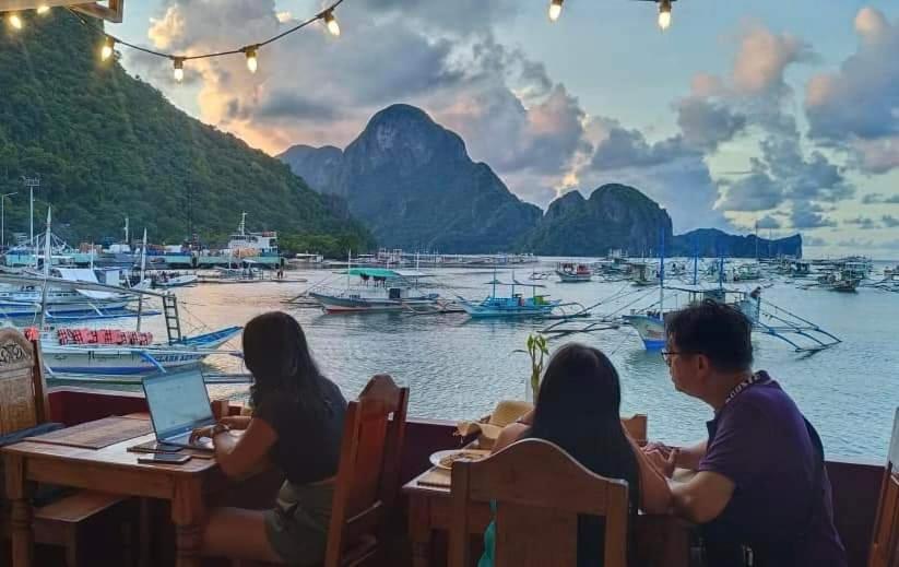 La Salangane Beach Hotel - Downtown El Nido Ngoại thất bức ảnh